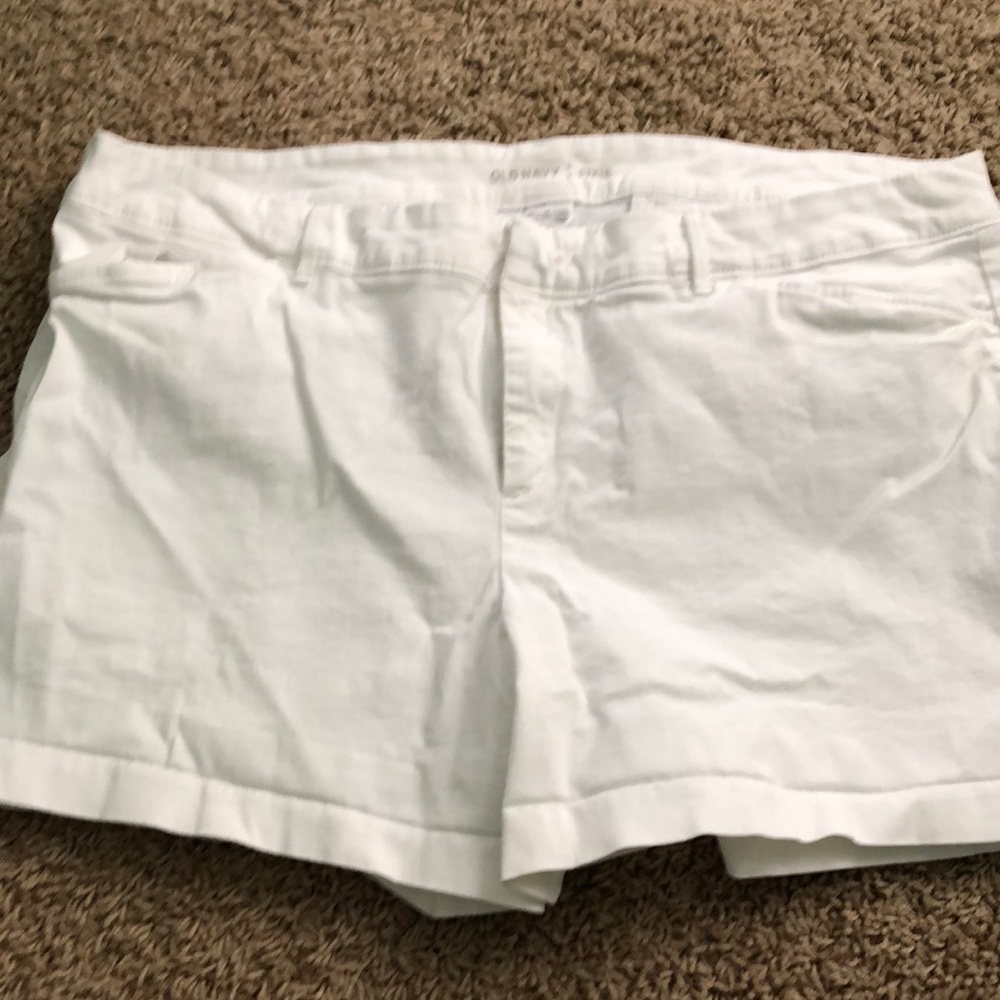 Old navy white shorts